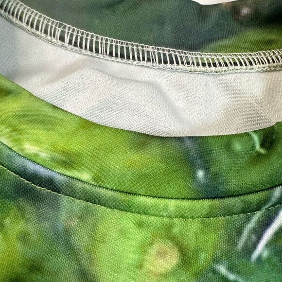 NWOT Unisex Green Graphic Pickle Sweatshirt- Size Large - Picture 3 of 4